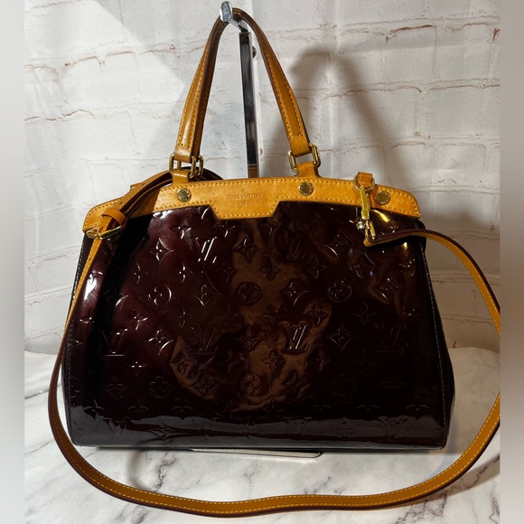 EUC Louis Vuitton Amarante Vernis Brea Bag - Picture 1 of 14